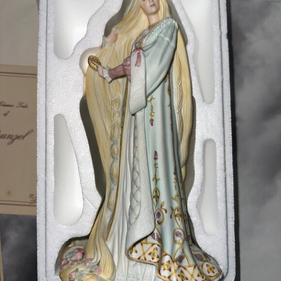 Lenox Fine Porcelain The Legendary Princess Rapunzel Porcelain Figurine  9" - Picture 1 of 7